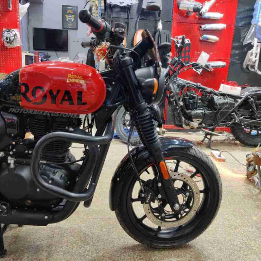 Airfly-Leg-Guard-For-Royal-Enfield-Hunter-350-5.jpeg