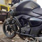 Dual-Slider-Crash-Guard-For-YAMAHA-FZ-V3-2.jpg