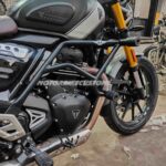 Dual-Slider-Leg-Guard-For-Triumph-Scrambler-400x-3.jpeg