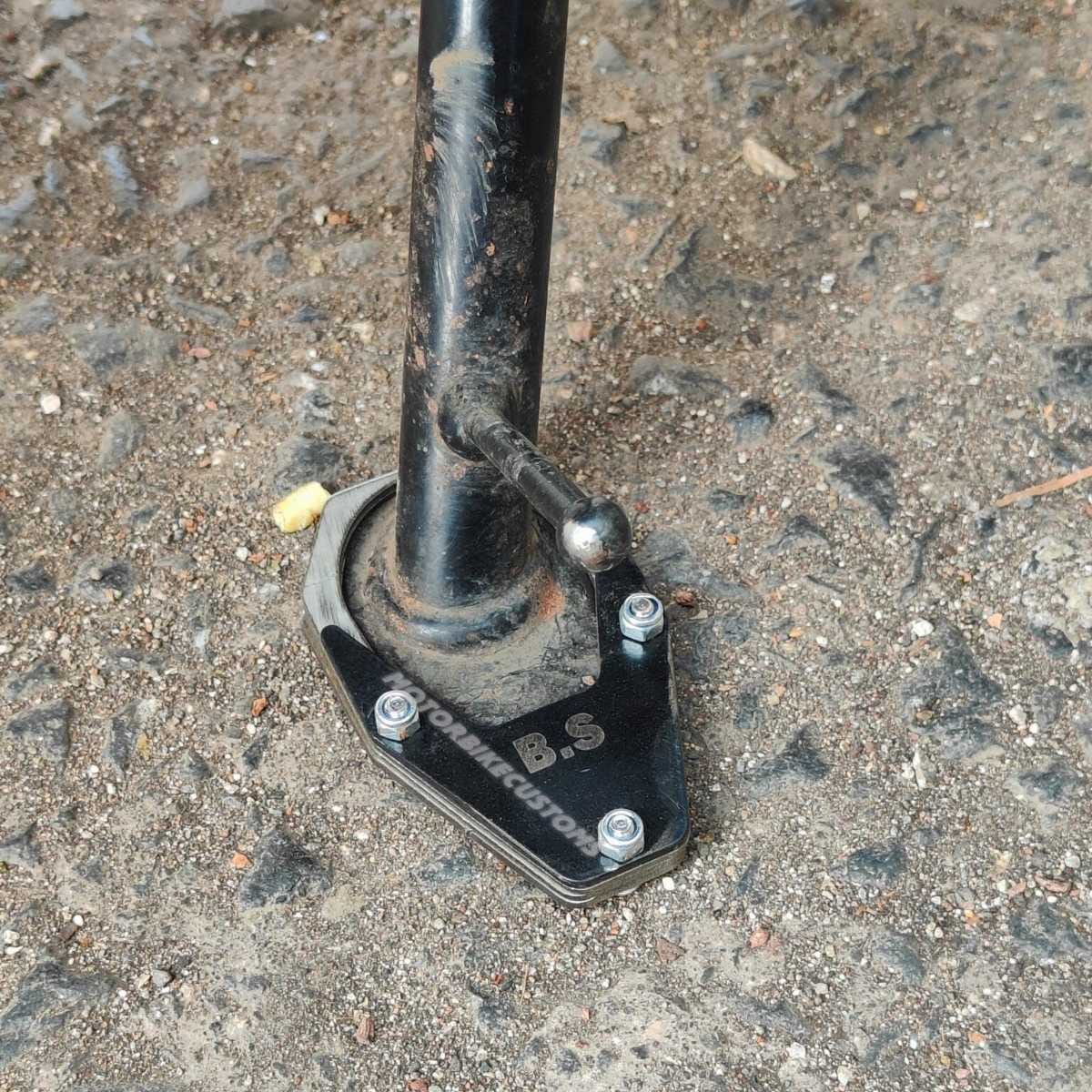 Side-Stand-Extender-For-Triumph-Speed-400-3.jpeg