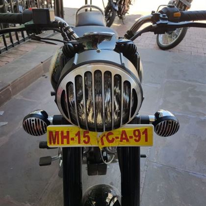 Silver-Black-Metal-Headlight-Grill-For-Royal-Enfield-Classic-2.jpg