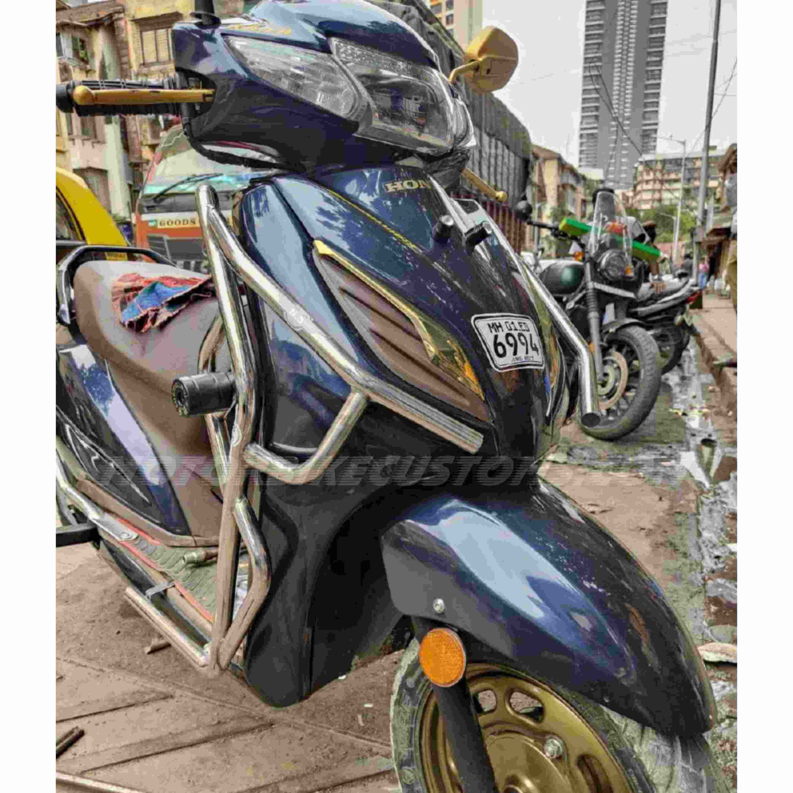 Slider-Full-Crash-Guard-For-Activa-6g-1-scaled-1.jpg